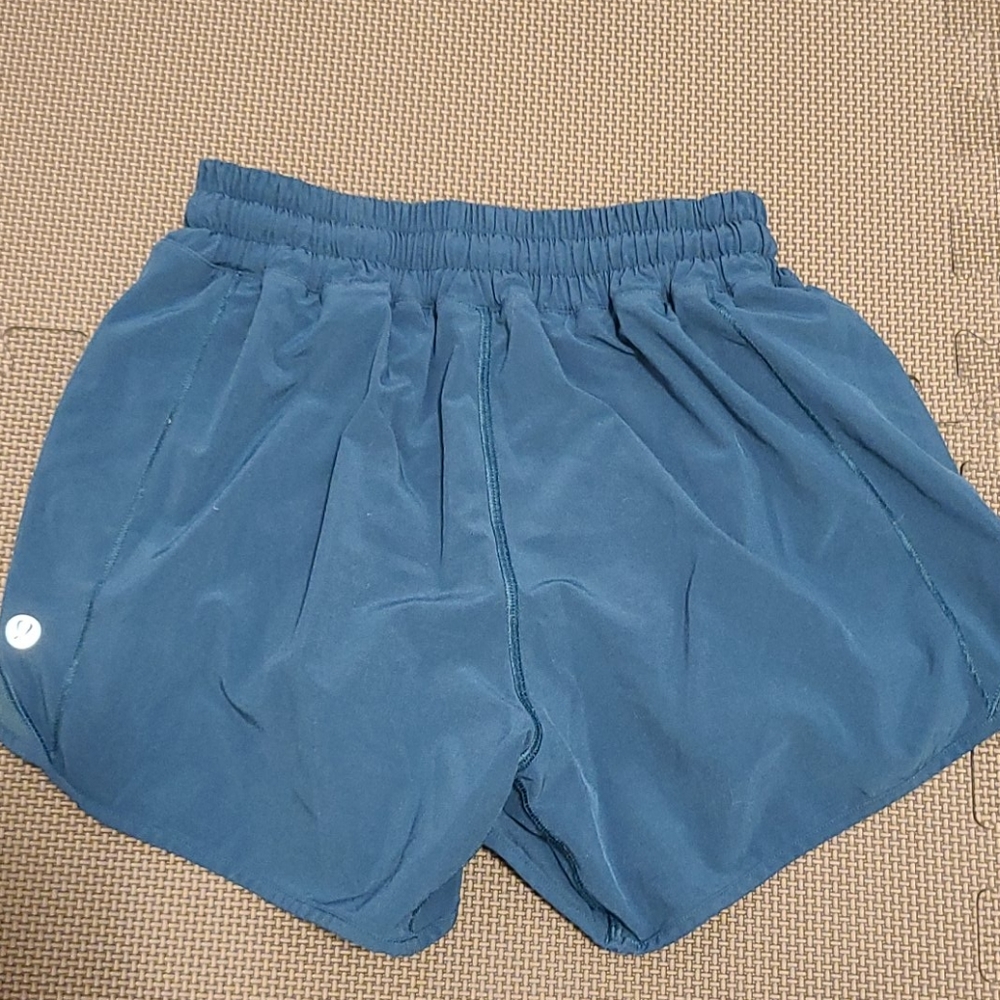 Lululemon size 4 running shorts